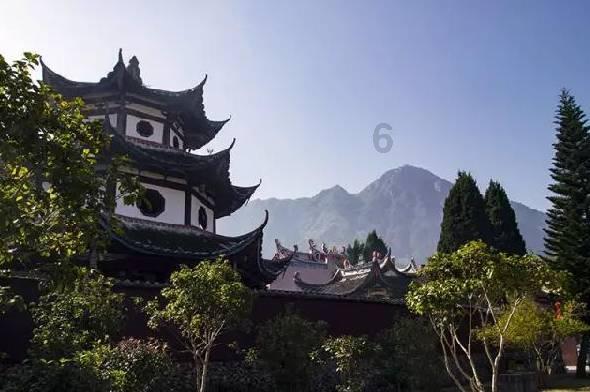 前婆媳同出镜!杜新枝热情招待贵客登门,田静直播带货人气回升